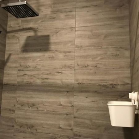 Pequeno Alojamiento Con Mini Piscina - No Climatizada 瓦伦西亚 外观 照片