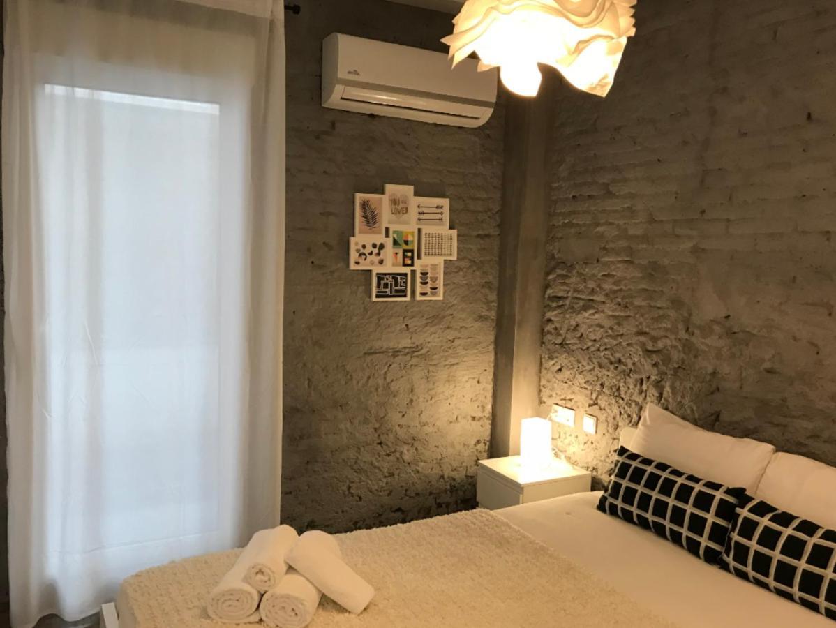 Pequeno Alojamiento Con Mini Piscina - No Climatizada 瓦伦西亚 外观 照片