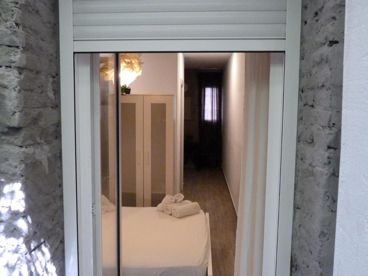 Pequeno Alojamiento Con Mini Piscina - No Climatizada 瓦伦西亚 外观 照片
