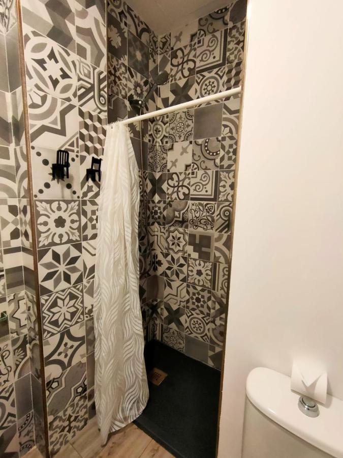 Pequeno Alojamiento Con Mini Piscina - No Climatizada 瓦伦西亚 外观 照片